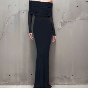 Commense Off-Shoulder Black Maxi Dress